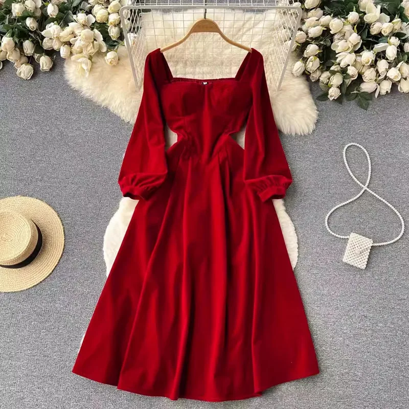 Vintage Elegant Square Neck Velvet Dress For Women 2025 Autumn New French Hepburn Long Puff Sleeve Slim A-Line Party Vestidos
Vintage Elegant Square Neck Velvet Dress For Women 2025 Autumn New French Hepburn Long Puff Sleeve Slim A-Line Party Vestidos