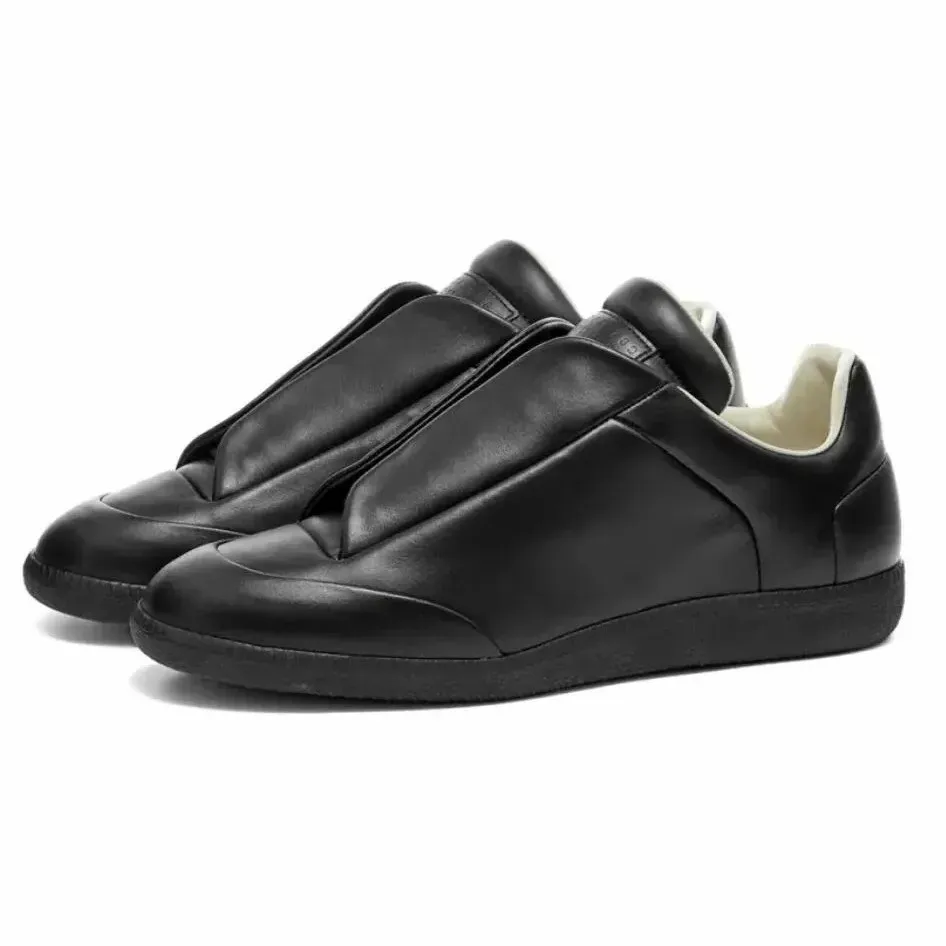 Low Top Leather Sneakers Men Training Shoes Outdoor Activity Fashion Casual Shoes Comfortable Round Toe Lace-Up Sports Shoes
Low Top Leather Sneakers Men Training Shoes Outdoor Activity Fashion Casual Shoes Comfortable Round Toe Lace-Up Sports Shoes