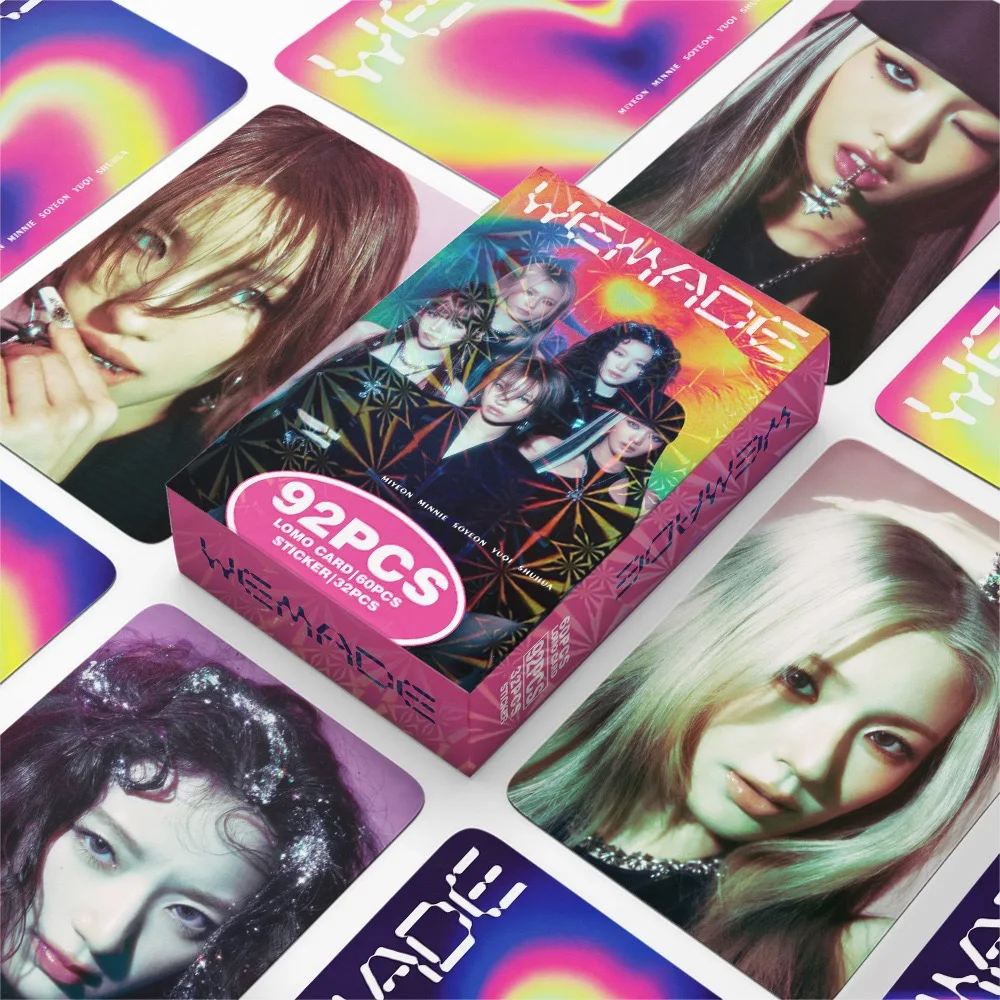92PCS Korean Hot Idol 2026 New Album "WE MADE" HD Lomo Cards YUQI MINNIE SOYEON MIYEON SHUHUA High Quality Small Cards Fans Gift
92PCS Korean Hot Idol 2026 New Album "WE MADE" HD Lomo Cards YUQI MINNIE SOYEON MIYEON SHUHUA High Quality Small Cards Fans Gift