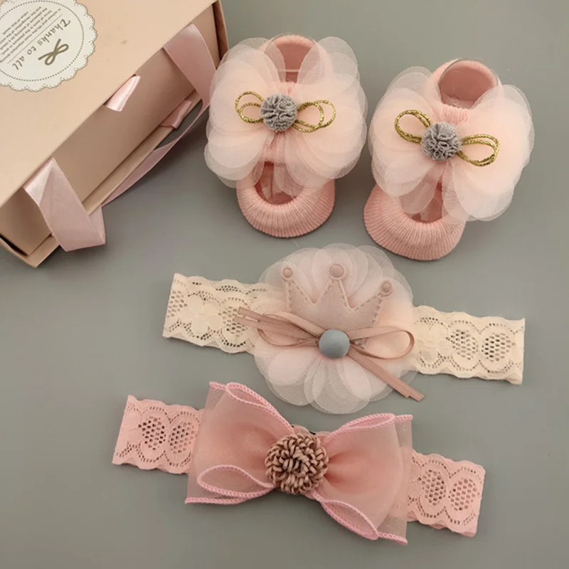 Cute Bow Crown Baby Headband Short Socks Set Girl Princess Elastic Hairbands Korean Bowknot Kids Headwear Anti-Slip Socks
Cute Bow Crown Baby Headband Short Socks Set Girl Princess Elastic Hairbands Korean Bowknot Kids Headwear Anti-Slip Socks