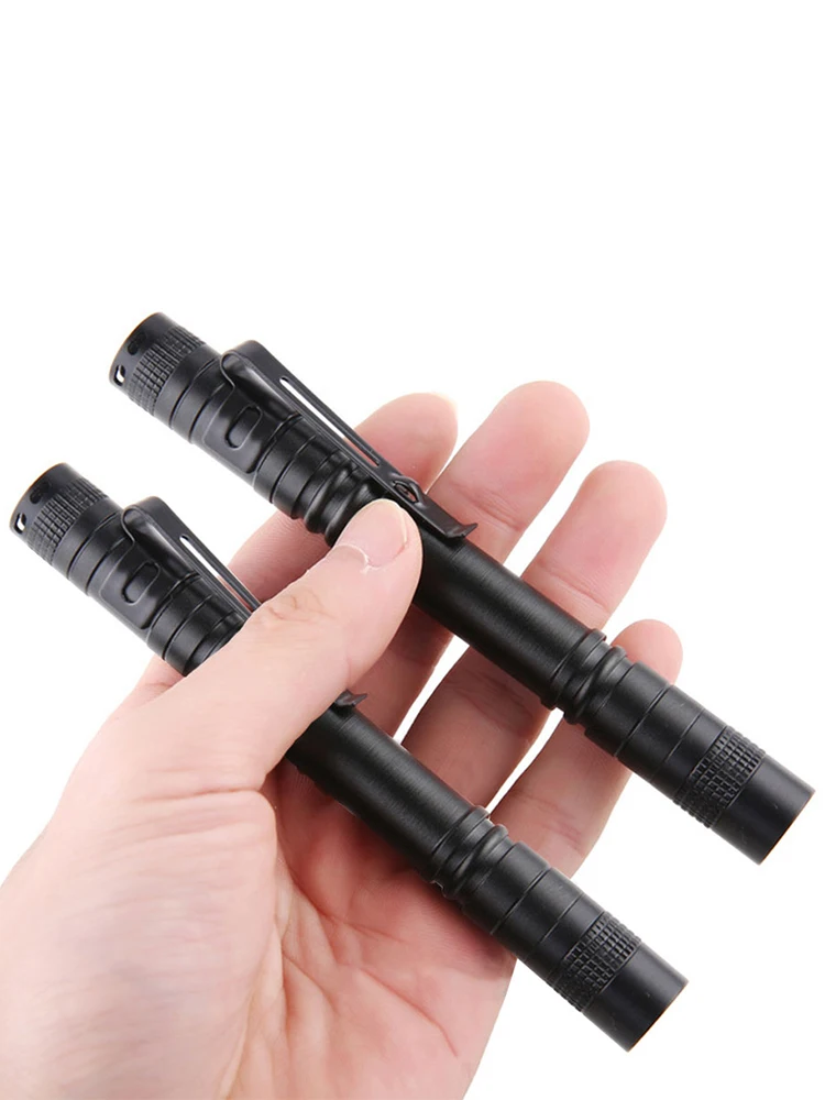 395nm 3W Pen Flashlight IPX4 Waterproof LED Handheld Flashlight with Clip Pocket Torch Lamp Banknote Pet Urine Stains Detector
395nm 3W Pen Flashlight IPX4 Waterproof LED Handheld Flashlight with Clip Pocket Torch Lamp Banknote Pet Urine Stains Detector