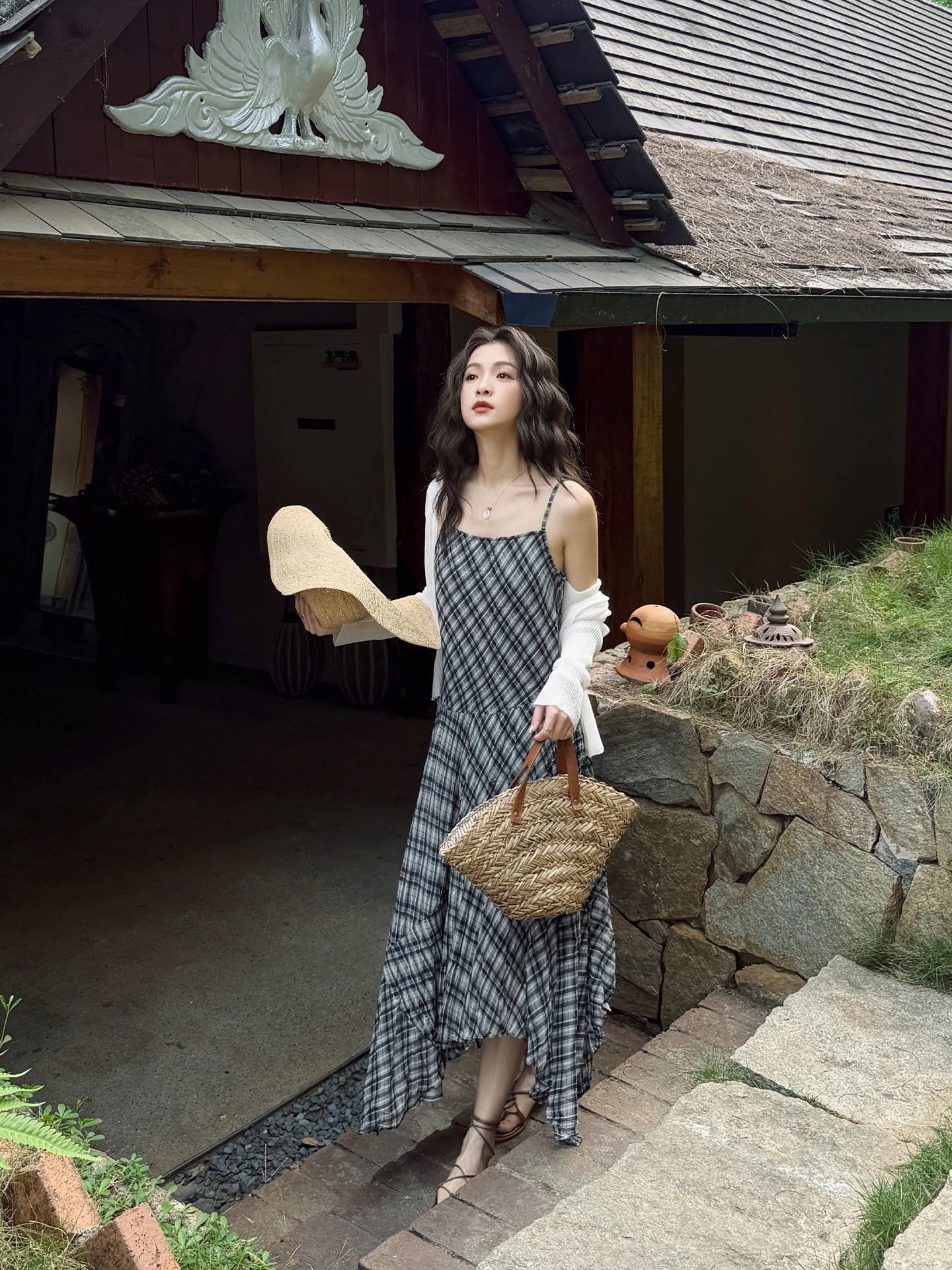 Summer 2026 New Style Vacation Loose Long Dress Black Irregular Plaid Strap Women's Dress City Commute Campus Beach Casual Date
Summer 2026 New Style Vacation Loose Long Dress Black Irregular Plaid Strap Women's Dress City Commute Campus Beach Casual Date