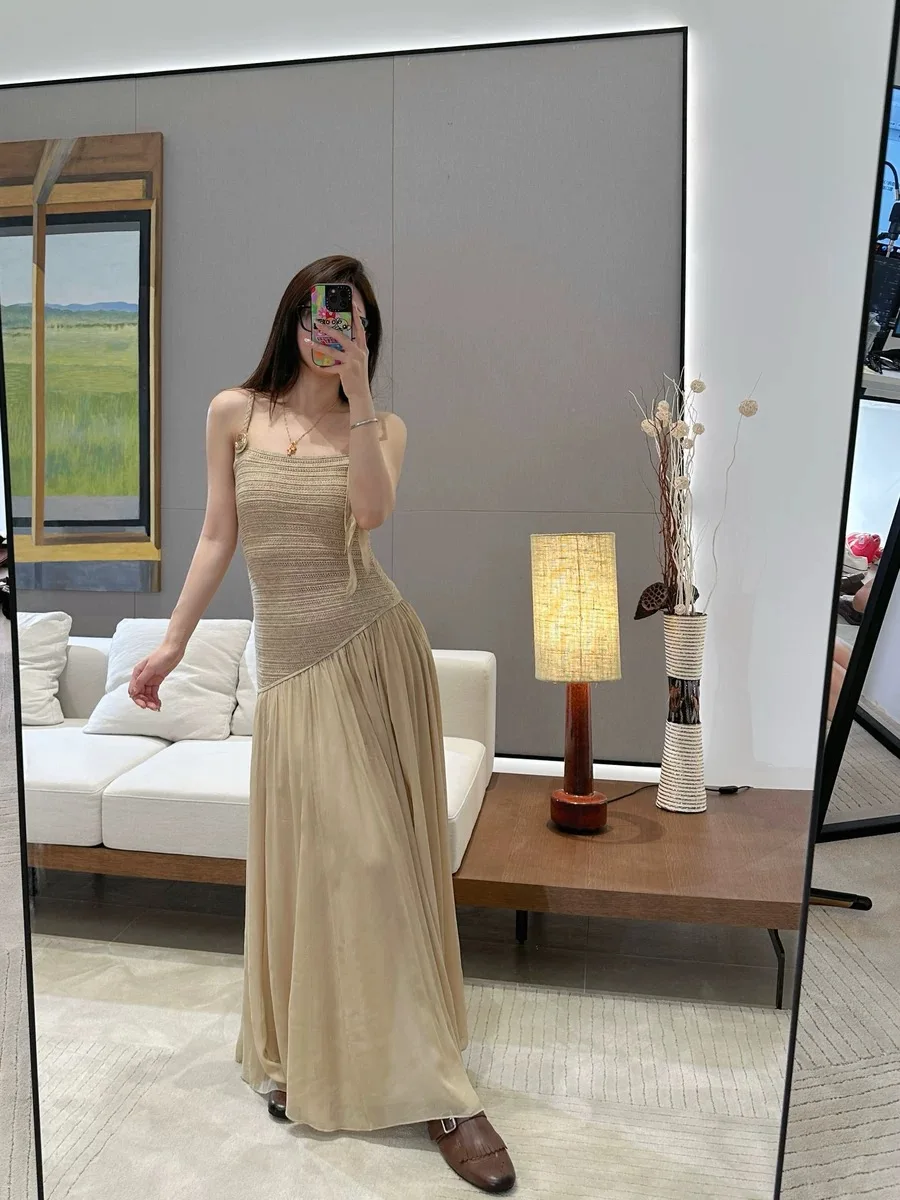 Summer Ins Style High Waist Long Sleeveless Knitted Dress with Mesh Splicing Soft Polyester Fabric Women's Holiday Wind Dress
Summer Ins Style High Waist Long Sleeveless Knitted Dress with Mesh Splicing Soft Polyester Fabric Women's Holiday Wind Dress