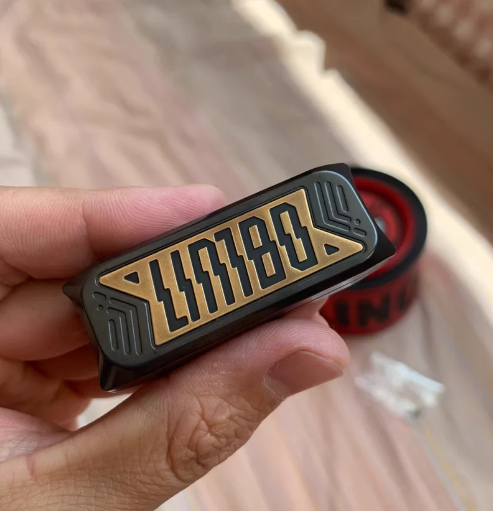 Used EDC Cat Push Zirconium alloy fidget slider decompression toy
Used EDC Cat Push Zirconium alloy fidget slider decompression toy