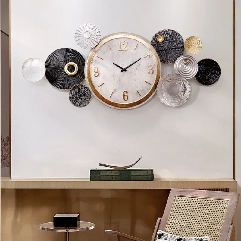 Подвесной декор, декоративные настенные часы для гостиной, гардероба, украшение для дома, металл
Подвесной декор, декоративные настенные часы для гостиной, гардероба, украшение для дома, металл