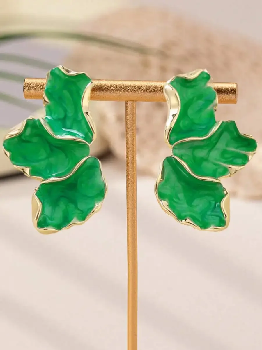 Green Leaf Shape Earrings For Women Fashion Statement Jewelry Gift
Green Leaf Shape Earrings For Women Fashion Statement Jewelry Gift