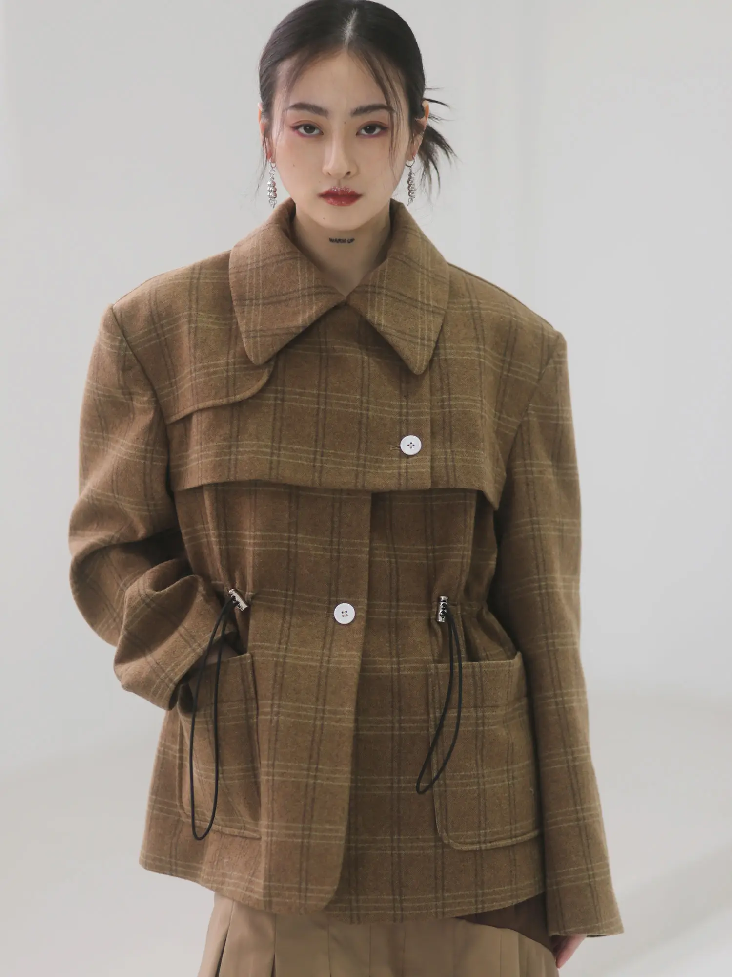 Loose Drawstring Big Yards Wool Coat Classic Retro Plaid College Wind Adjustable Tweed Coats Women's Fashion Winter 2022
Loose Drawstring Big Yards Wool Coat Classic Retro Plaid College Wind Adjustable Tweed Coats Women's Fashion Winter 2022