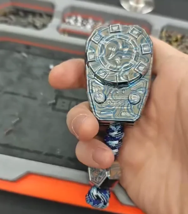 Used EDC Old boy titanium fidget slider decompression toy
Used EDC Old boy titanium fidget slider decompression toy