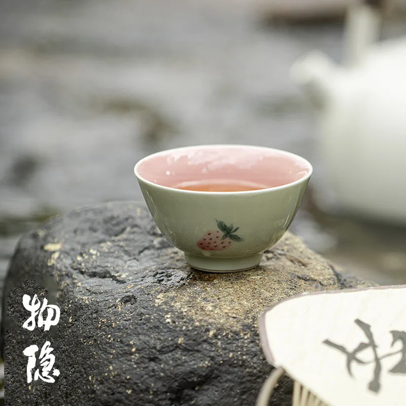 Stberry Hand-Painted Cerc Tea Cup Large Size Fem Owner Cup Home Tea Drinking Cup Gongfu Tea Set Cute Dining Utensils
Stberry Hand-Painted Cerc Tea Cup Large Size Fem Owner Cup Home Tea Drinking Cup Gongfu Tea Set Cute Dining Utensils