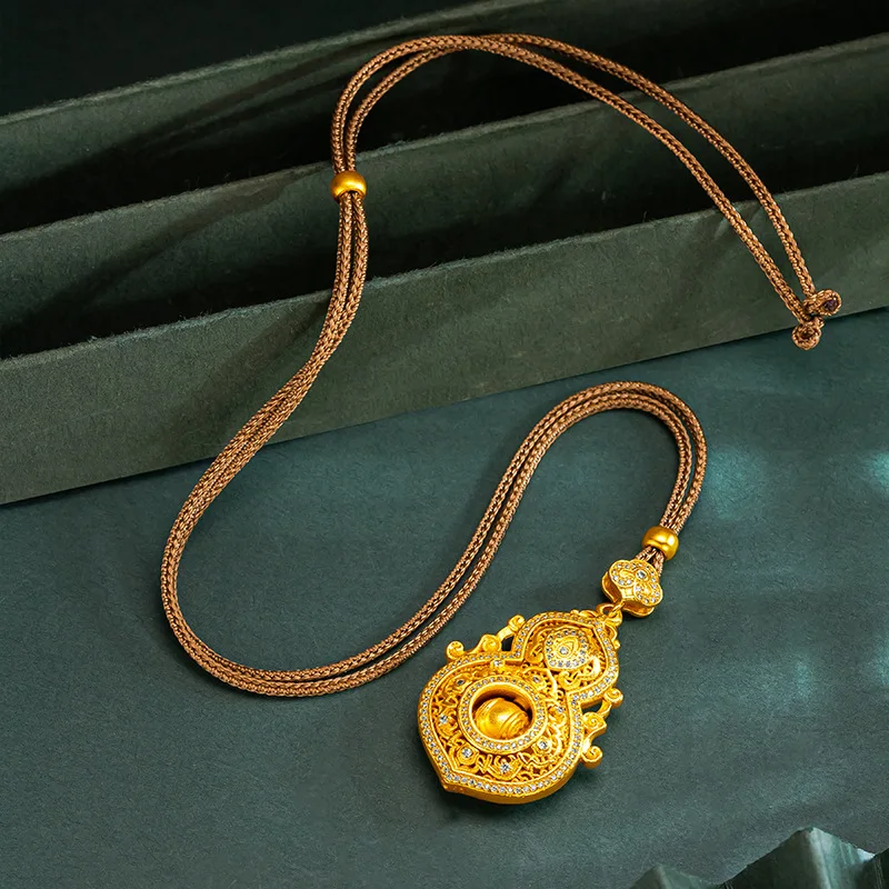 Gold Shop Same Style 9999 24K Real Gold Male and Female Gold Pendant with Hollow Gourd Exquisite Gift Luxury Jewelry
Gold Shop Same Style 9999 24K Real Gold Male and Female Gold Pendant with Hollow Gourd Exquisite Gift Luxury Jewelry