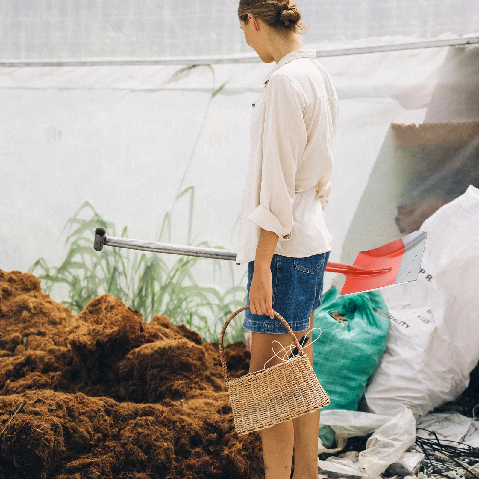 Gardening Soil Shovel Sturdy Carbon Steel Outdoor Shovel Portable Lightweight Transplanting Flower Planting Tool Multipurpose
Gardening Soil Shovel Sturdy Carbon Steel Outdoor Shovel Portable Lightweight Transplanting Flower Planting Tool Multipurpose