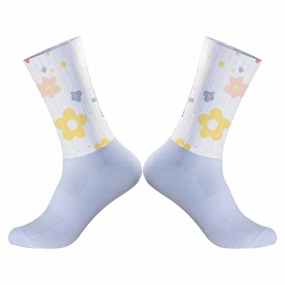 Interesting floral pattern men's sports cycling socks, unisex, durable, sweat absorbing, breathable, bicycle accessory gift
Interesting floral pattern men's sports cycling socks, unisex, durable, sweat absorbing, breathable, bicycle accessory gift
