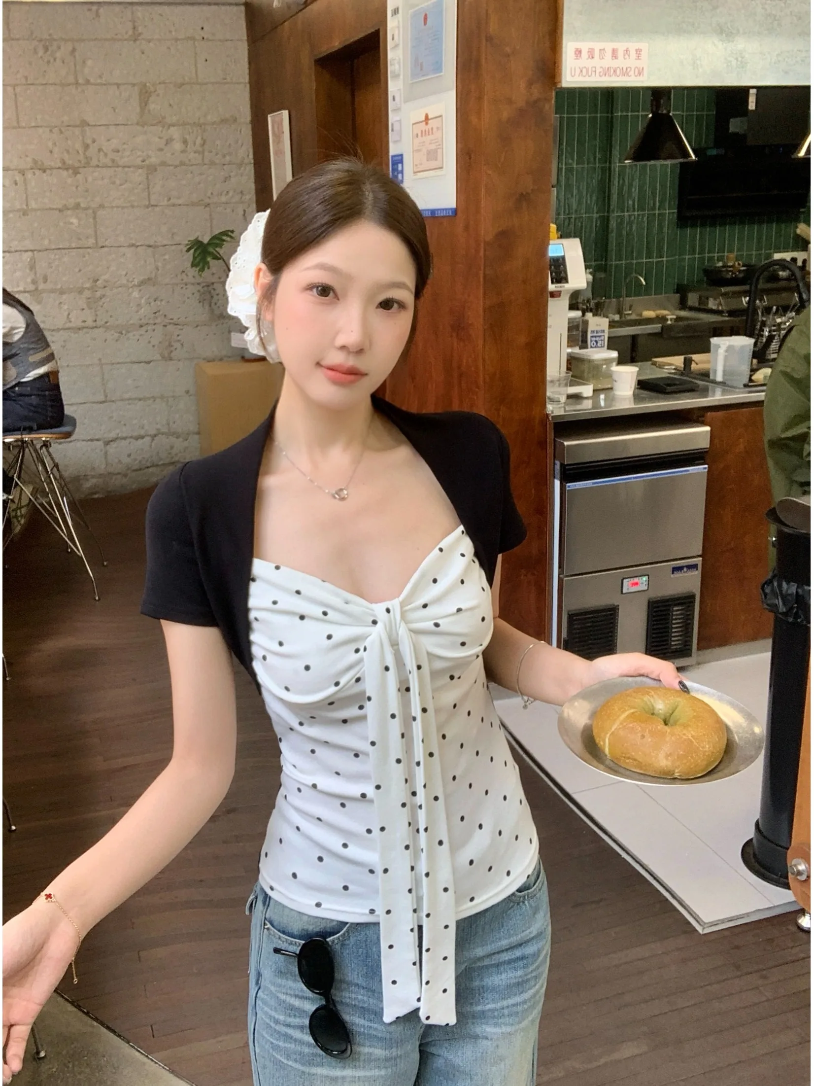 plus Size Polka Dot Splice Short Sleeve Slim Fit T-Shirt Summer New Style Pure Desire Color Collision Top Women's Fashion
plus Size Polka Dot Splice Short Sleeve Slim Fit T-Shirt Summer New Style Pure Desire Color Collision Top Women's Fashion