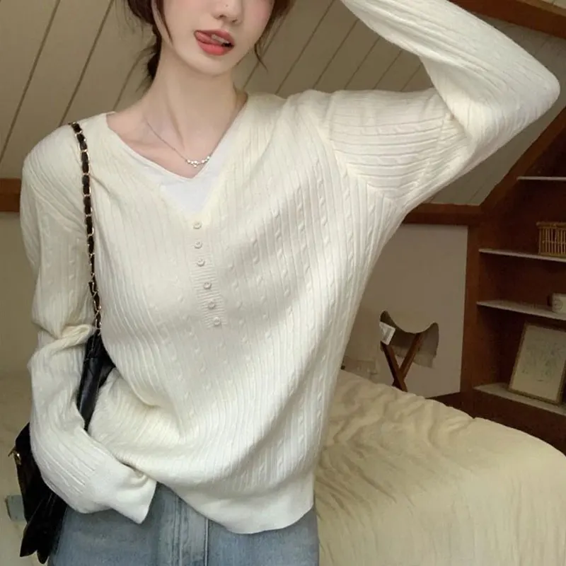 Fake Two Pieces Patchwork Pullovers Spring Autumn Casual V-Neck Female Clothing Fashion Button Basic Long Sleeve Knitted T-shirt
Fake Two Pieces Patchwork Pullovers Spring Autumn Casual V-Neck Female Clothing Fashion Button Basic Long Sleeve Knitted T-shirt