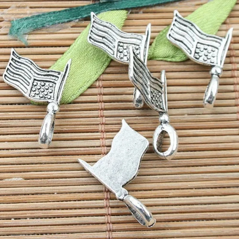 22*19mm Alloy Metal Tibetan Silver USA Flag Design Charms 40pcs EF0026 Charms for Jewelry Making
22*19mm Alloy Metal Tibetan Silver USA Flag Design Charms 40pcs EF0026 Charms for Jewelry Making