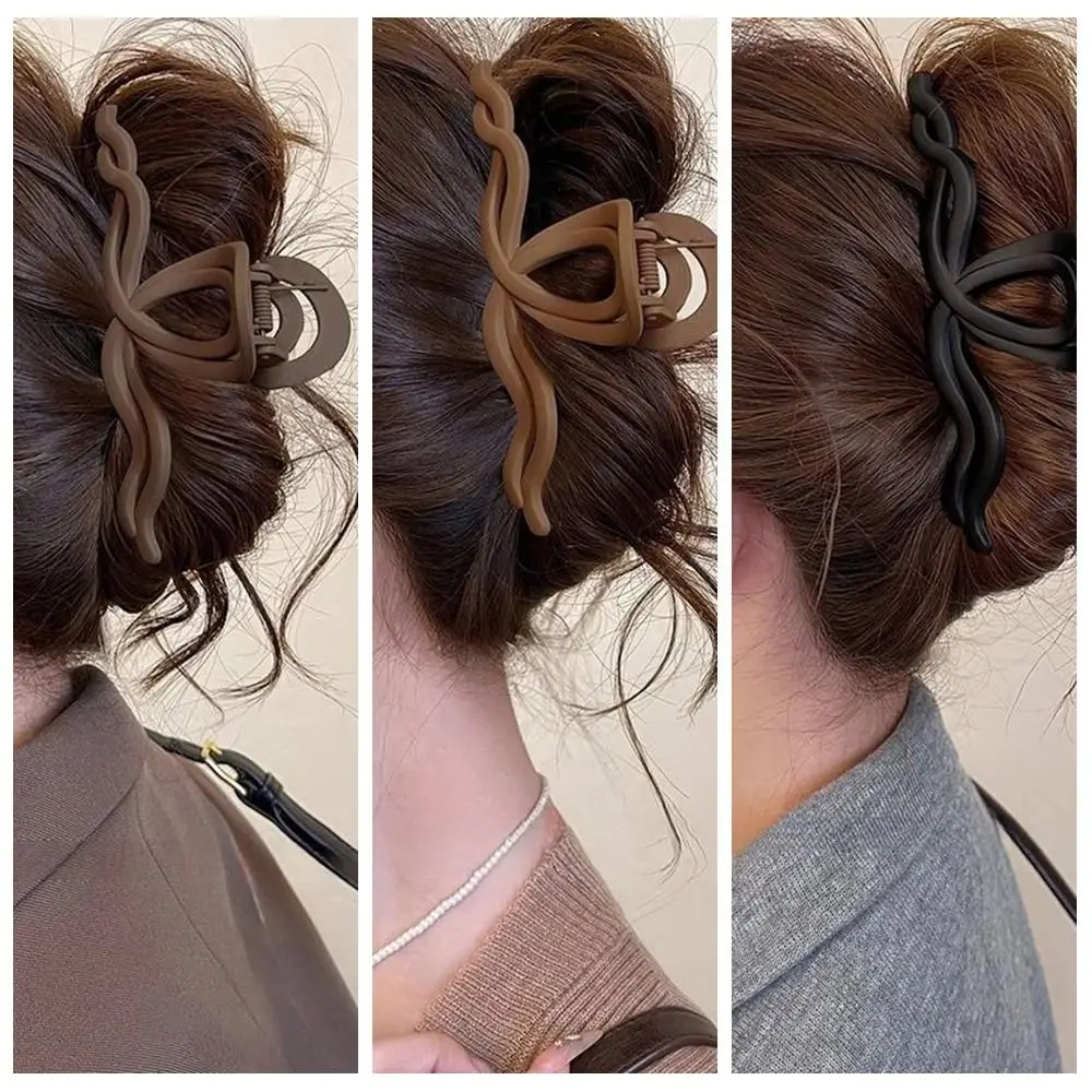 Fashion Acrylic Wave Cross Hair Claw Styling Tools Hair Accessories Ponytail Clip Back Hair Holder Girl
Fashion Acrylic Wave Cross Hair Claw Styling Tools Hair Accessories Ponytail Clip Back Hair Holder Girl