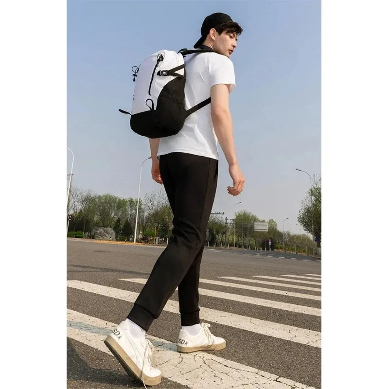 Outdoor Leisure Backpack Large Capacity Waterproof Scratch resistant Fashion Bag Travel Hiking Backpack
Outdoor Leisure Backpack Large Capacity Waterproof Scratch resistant Fashion Bag Travel Hiking Backpack
