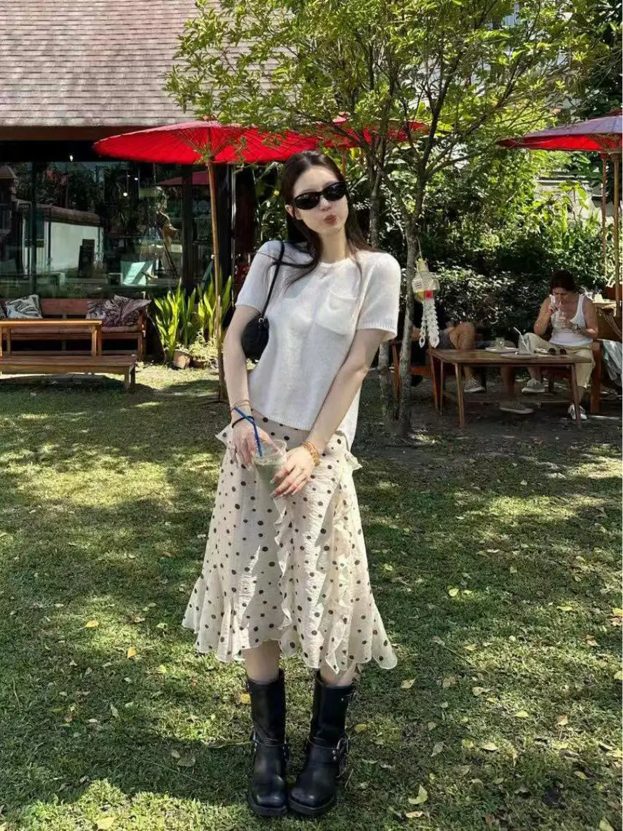 Summer 2026 Women's Knitted Short Sleeve T-Shirt with Back Split Polka Dot Half Skirt Gentle Wind Style Casual Straight Tube ...
Summer 2026 Women's Knitted Short Sleeve T-Shirt with Back Split Polka Dot Half Skirt Gentle Wind Style Casual Straight Tube ...