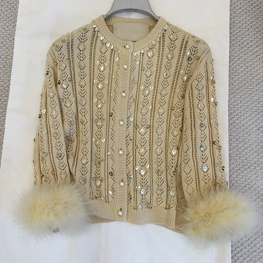 NIGO Women's Fall/Winter Solid-Color Embroidered Feather-Sleeve Crew Neck Knit Cardigan Ngvp #nigo2381
NIGO Women's Fall/Winter Solid-Color Embroidered Feather-Sleeve Crew Neck Knit Cardigan Ngvp #nigo2381