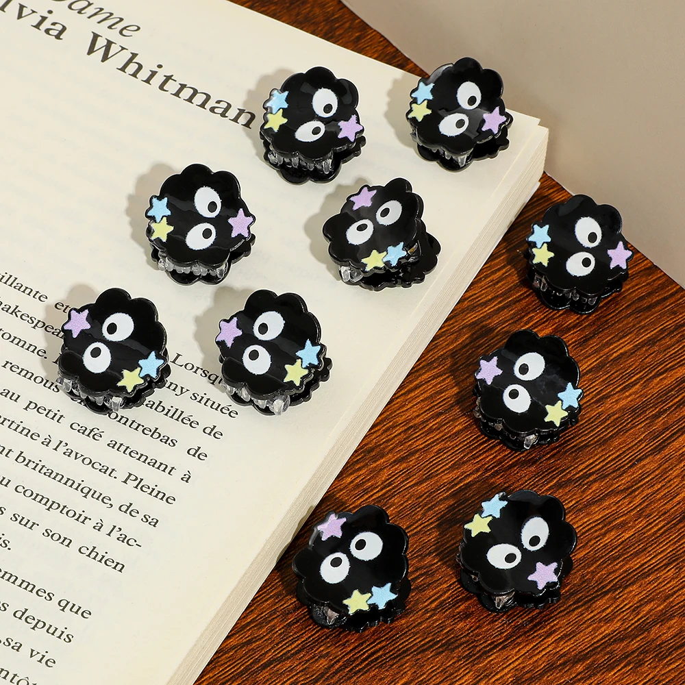 10PCS Cute little coal ball hair claw, multi-functional hair accessory hair claw Soft Plush Material Non-Slip Grip Design.
10PCS Cute little coal ball hair claw, multi-functional hair accessory hair claw Soft Plush Material Non-Slip Grip Design.