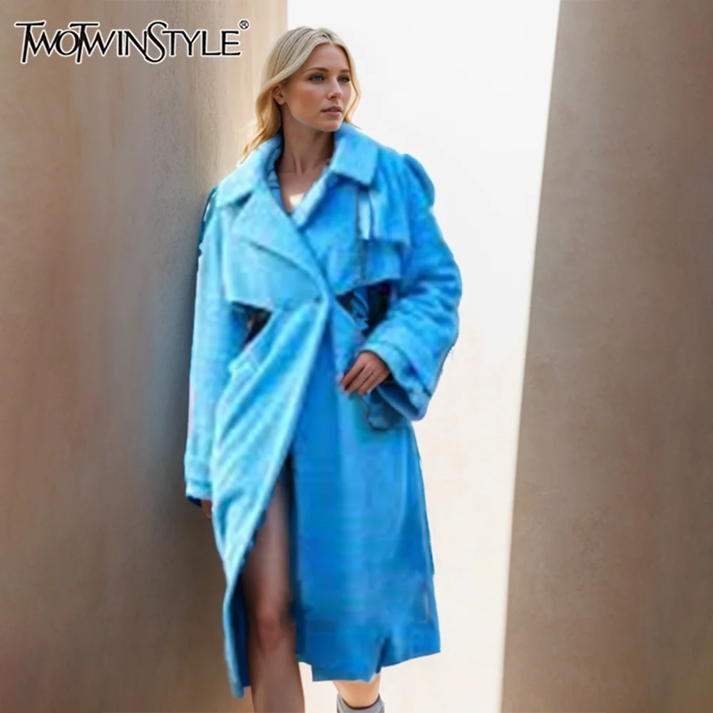 TWOTWINSTYLE Chic Hollow Out Twist Coats For Women Lapel Long Sleeve Spliced Button Loose Solid Coat Female Fashion Clothing New
TWOTWINSTYLE Chic Hollow Out Twist Coats For Women Lapel Long Sleeve Spliced Button Loose Solid Coat Female Fashion Clothing New