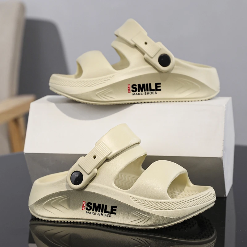 A pair of children's safe sandals adjustable non-slip thick sole with printed design for boys and girls daily wear ZZ-120-2
A pair of children's safe sandals adjustable non-slip thick sole with printed design for boys and girls daily wear ZZ-120-2