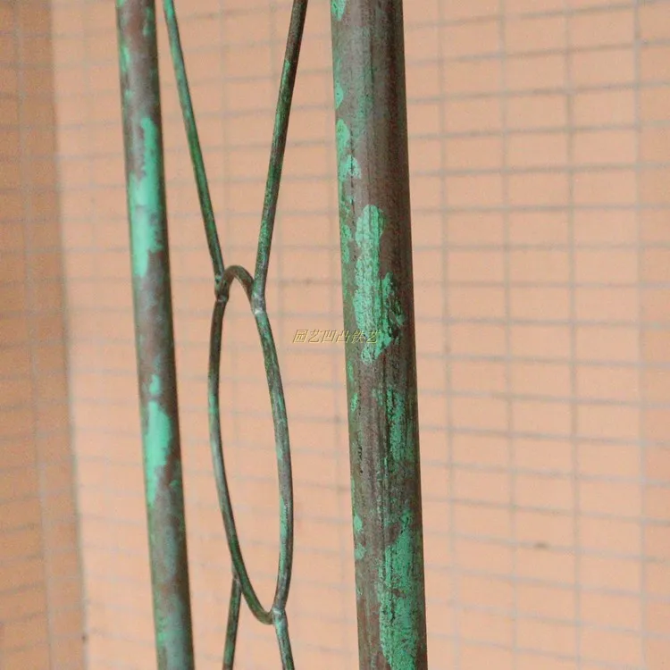 Retro old outdoor chair wrought iron seat arch garden balcony storage garden flower stand clematis climbing vine frame
Retro old outdoor chair wrought iron seat arch garden balcony storage garden flower stand clematis climbing vine frame