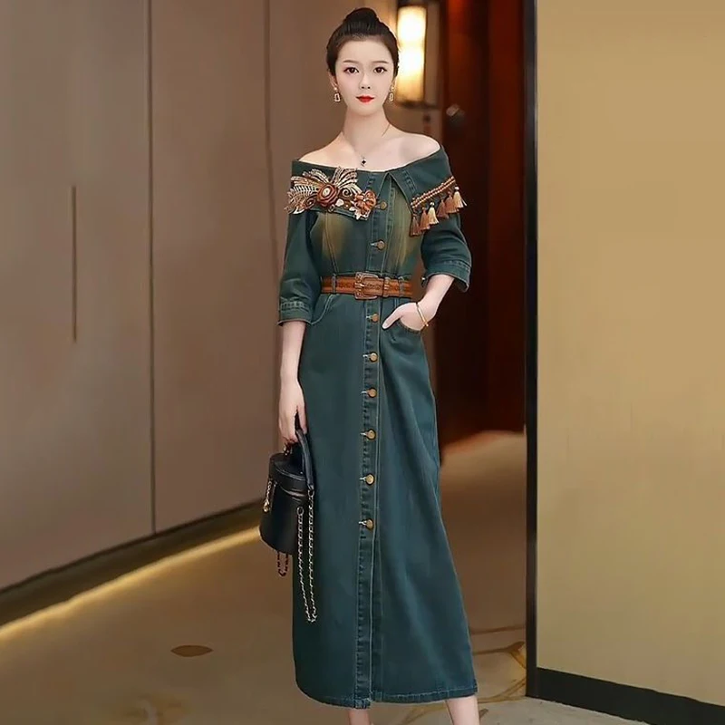Retro Denim Dress Women's Summer 2024 New Embroidery Breasted Cardigan Dress Half Sleeve Fashion Jeans Maxi Dress Holiday Robes
Retro Denim Dress Women's Summer 2024 New Embroidery Breasted Cardigan Dress Half Sleeve Fashion Jeans Maxi Dress Holiday Robes