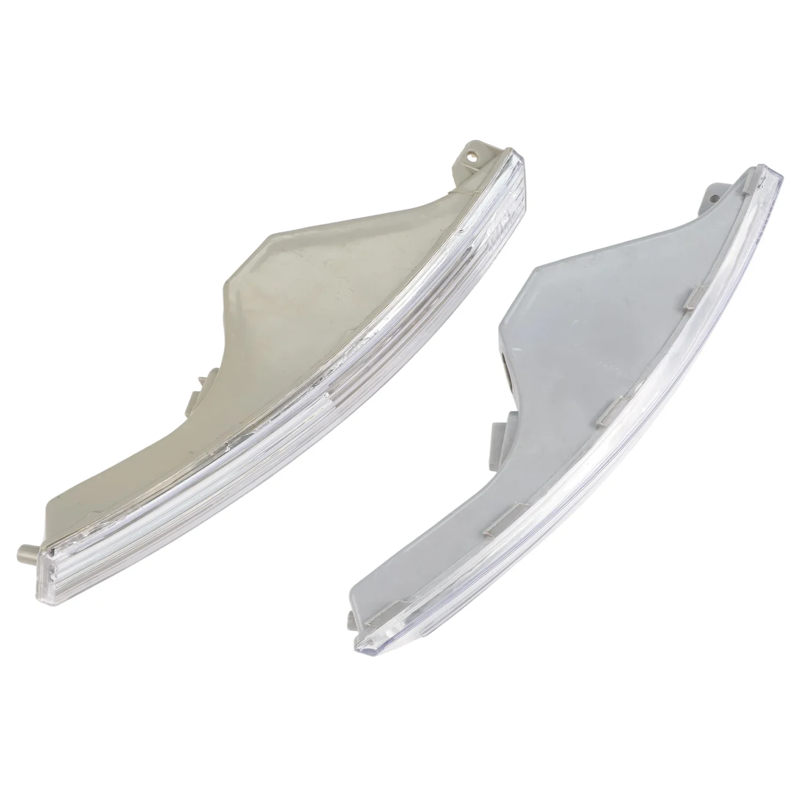 Front Bumper Signal Lamp Front Bumper Turn Signal Light For Vehicle Turn Signal Plastic Material Brand New Condition
Front Bumper Signal Lamp Front Bumper Turn Signal Light For Vehicle Turn Signal Plastic Material Brand New Condition