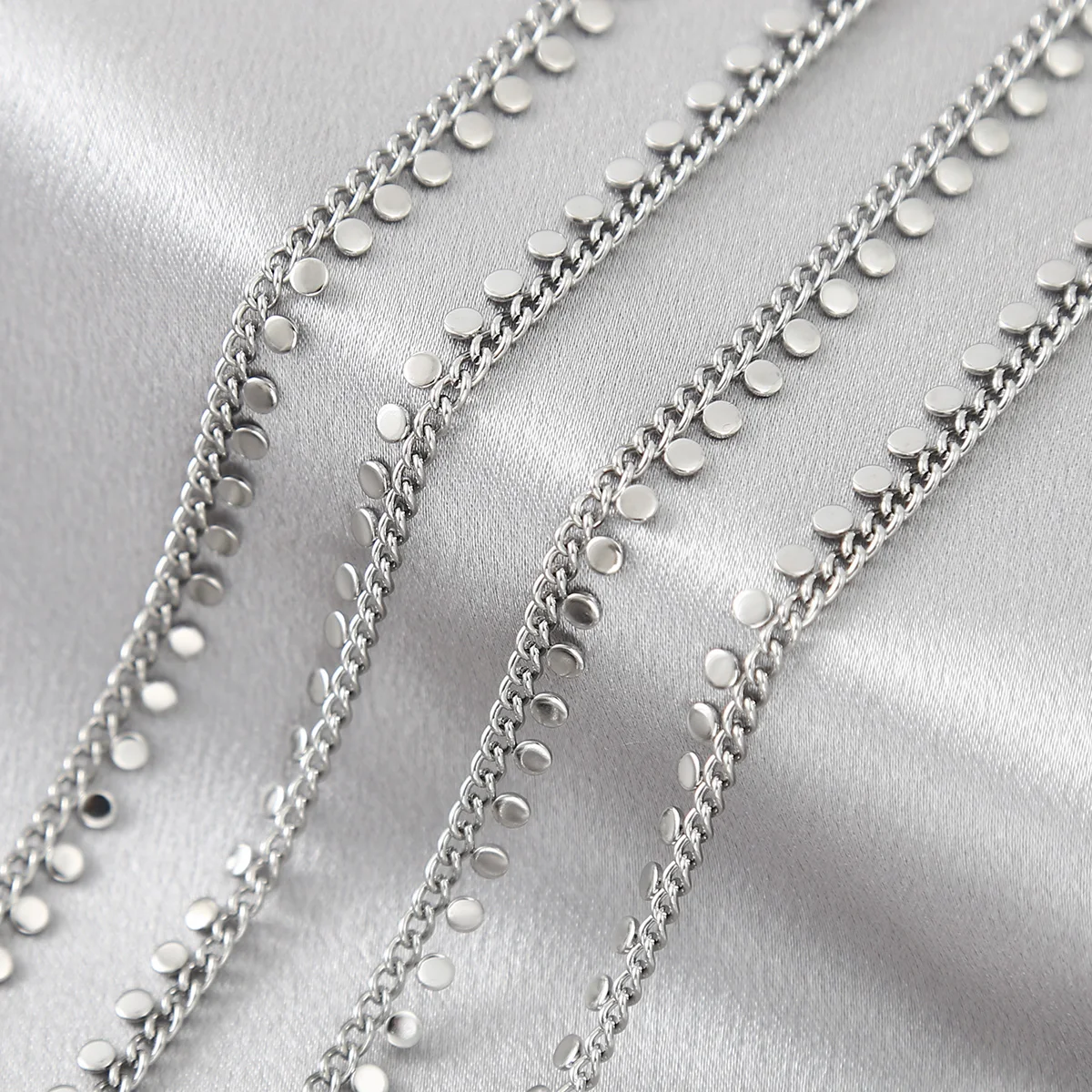 1Meter Stainless Steel Gold Plated Hanging Round Disc Curb Chain Bulk Coin Chain For Diy Bracelet Necklace Anklet Jewelry Making
1Meter Stainless Steel Gold Plated Hanging Round Disc Curb Chain Bulk Coin Chain For Diy Bracelet Necklace Anklet Jewelry Making
