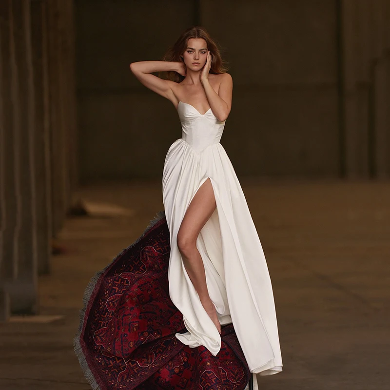 Eightree Long Princess A-Line Wedding Dresses Sweetheart Side Slit Satin Bridal Dress Formal Wedding Ball Prom Gowns Customized
Eightree Long Princess A-Line Wedding Dresses Sweetheart Side Slit Satin Bridal Dress Formal Wedding Ball Prom Gowns Customized