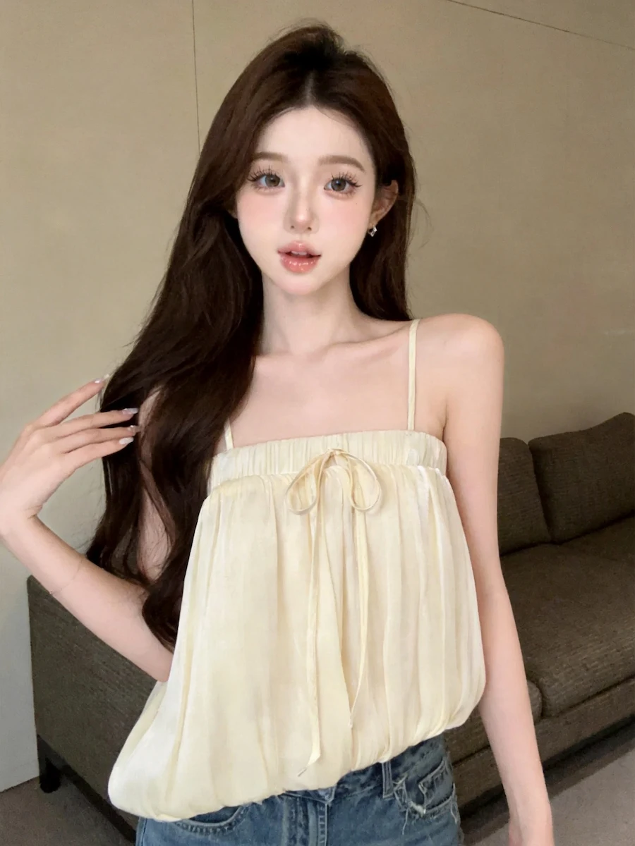 Korean Style Knot Slimming Flower Bud Crop Top Women's Summer Fashionable Breathable Knitted Vest City Walk Essential
Korean Style Knot Slimming Flower Bud Crop Top Women's Summer Fashionable Breathable Knitted Vest City Walk Essential