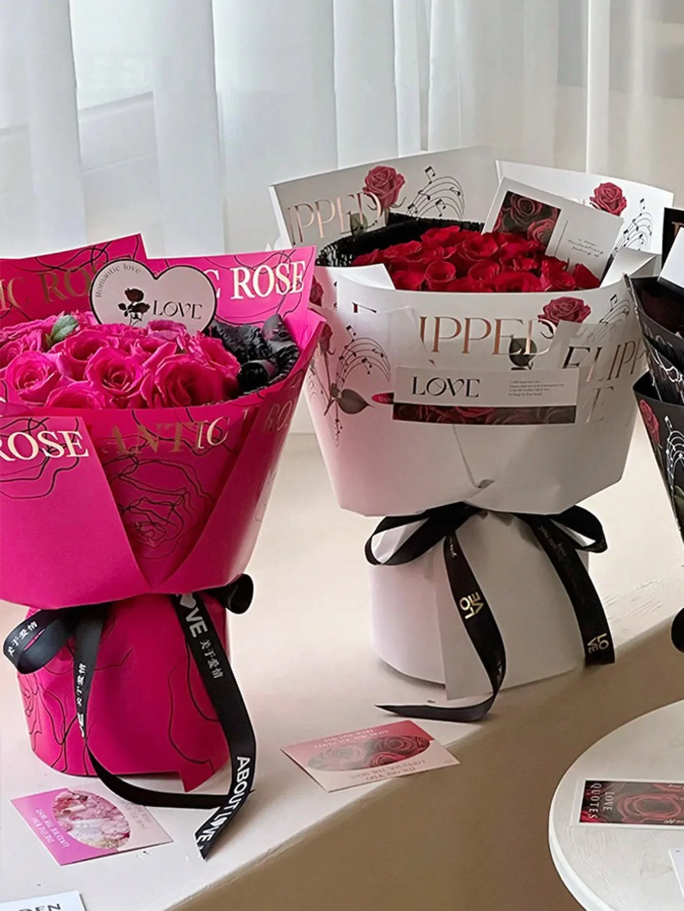 5Pcs/Bag Gilt English characters rose flower wrapping paper Tissue paper packaging Paper doilies Foam paper Bouquet paper Resin
5Pcs/Bag Gilt English characters rose flower wrapping paper Tissue paper packaging Paper doilies Foam paper Bouquet paper Resin
