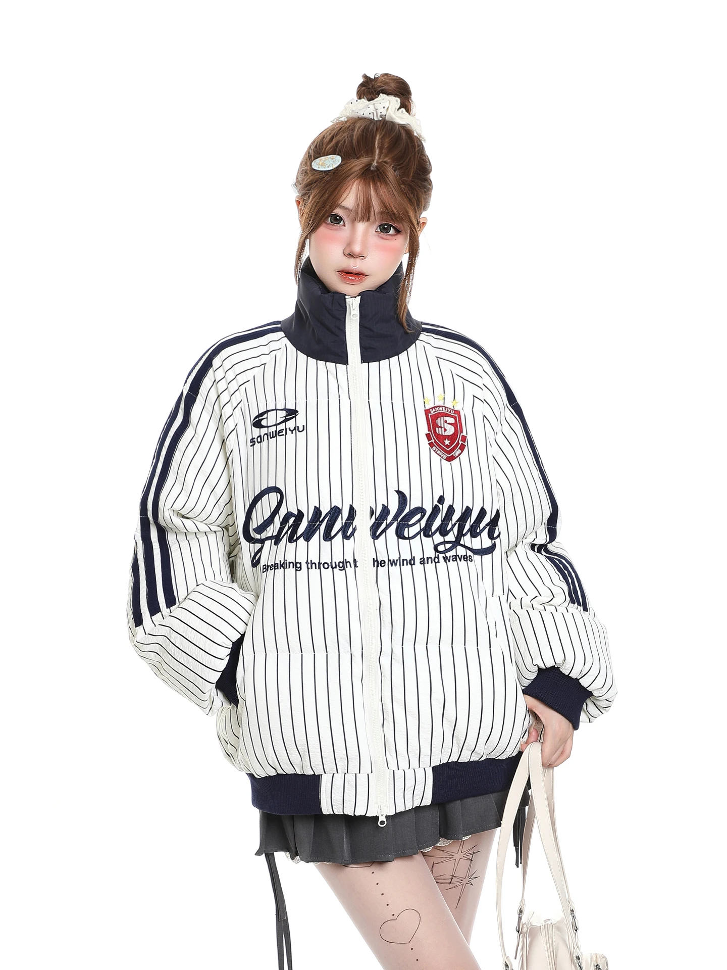 Thiened Cotton Jaet with Embroidered Letter Loose Fit Stand Collar for Women Winter Sports Casual Sle ort Zipper
Thiened Cotton Jaet with Embroidered Letter Loose Fit Stand Collar for Women Winter Sports Casual Sle ort Zipper