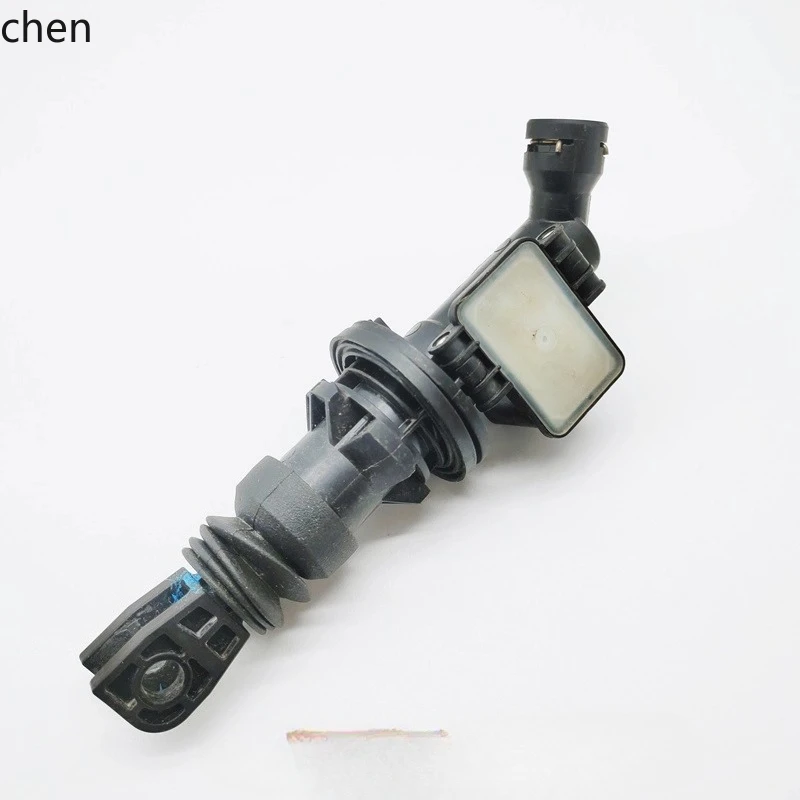 HXL Clutch Master Cylinder Clutch Brake Pump Hydraulic Master Cylinder Auto Parts
HXL Clutch Master Cylinder Clutch Brake Pump Hydraulic Master Cylinder Auto Parts