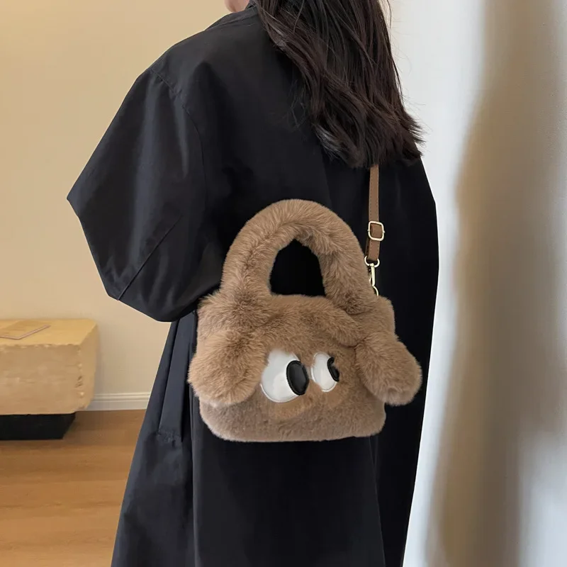 2023 New Winter Cartoon Big Eyed Dog Plush Bag Top-Handle Y2k Kawaii Furry Soft Tote Handbag Girls Gifts Crossbody Bag For Women
2023 New Winter Cartoon Big Eyed Dog Plush Bag Top-Handle Y2k Kawaii Furry Soft Tote Handbag Girls Gifts Crossbody Bag For Women