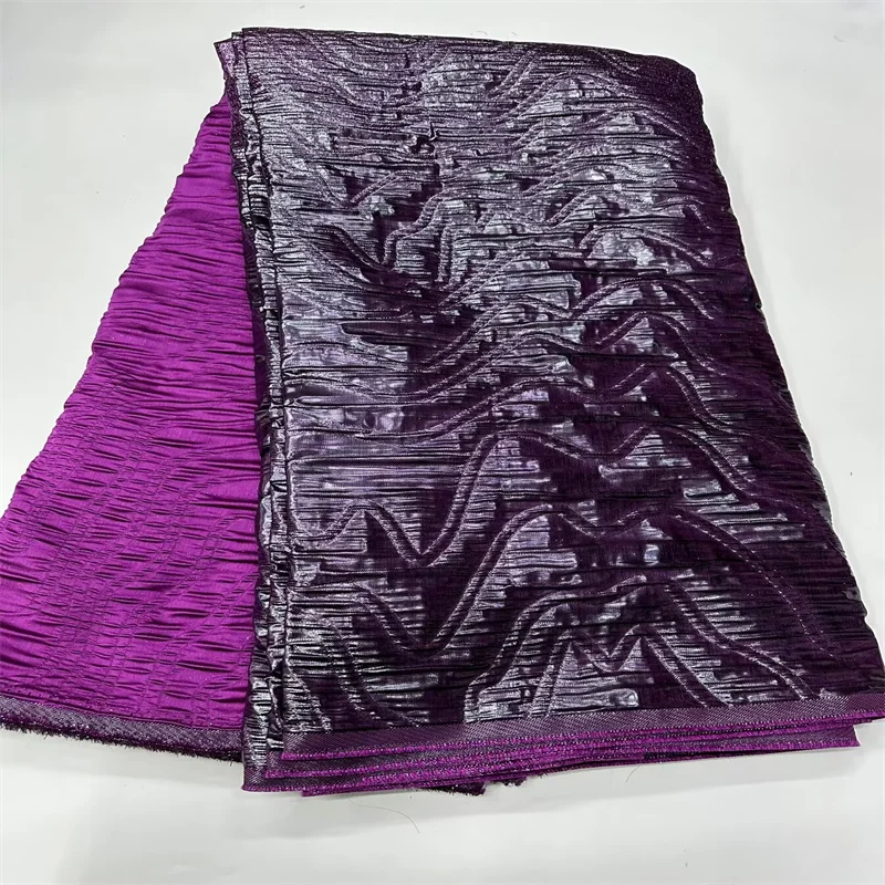 African Gilding Lace Fabric High Quality 2025 Gold Nigerian French Jacquard Lace Fabric For Sewing Party Wedding Dress Purple
African Gilding Lace Fabric High Quality 2025 Gold Nigerian French Jacquard Lace Fabric For Sewing Party Wedding Dress Purple