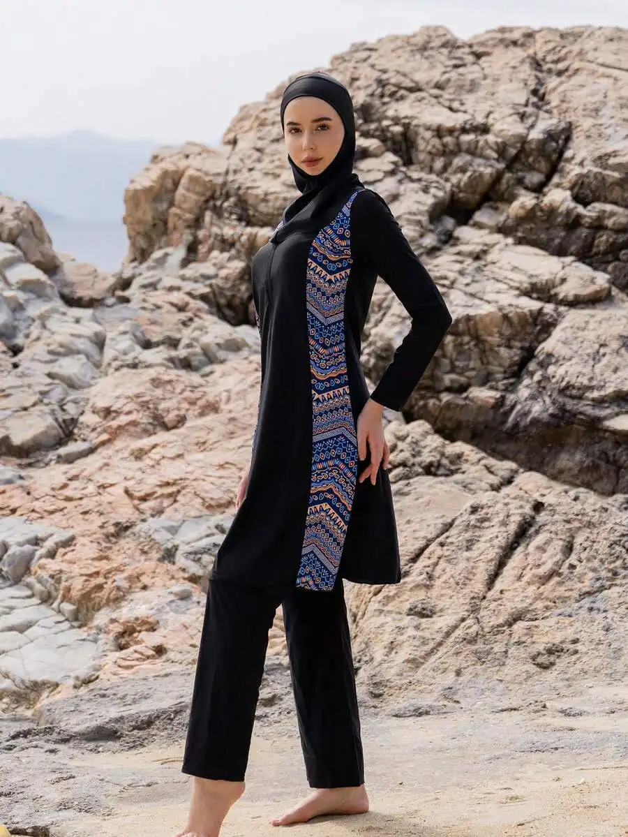 3pcs Set Middle East Style Long Sleeve Modest Burkini With Hood For Women Beach Swimsuit
3pcs Set Middle East Style Long Sleeve Modest Burkini With Hood For Women Beach Swimsuit