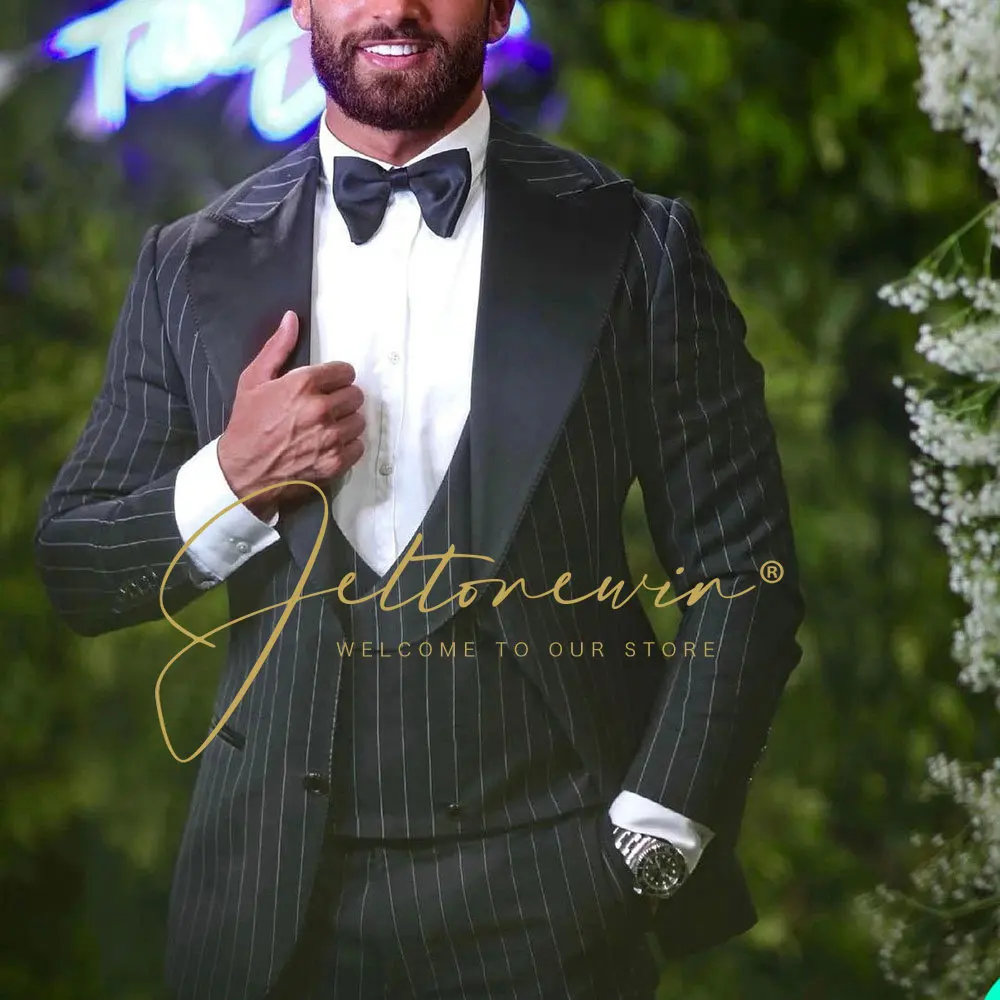 Blazers Men Slim Fit British Plaid Formal Suit Vertical Stripes Jacket Party Wedding Casual Blazers Male Wedding Suits For Men
Blazers Men Slim Fit British Plaid Formal Suit Vertical Stripes Jacket Party Wedding Casual Blazers Male Wedding Suits For Men