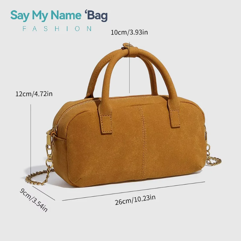 2025 Autumn Winter New Camel Color With Strap Crossbody Bag High-end Vintage Frosted Boston Bag Double Handle Square Bag
2025 Autumn Winter New Camel Color With Strap Crossbody Bag High-end Vintage Frosted Boston Bag Double Handle Square Bag