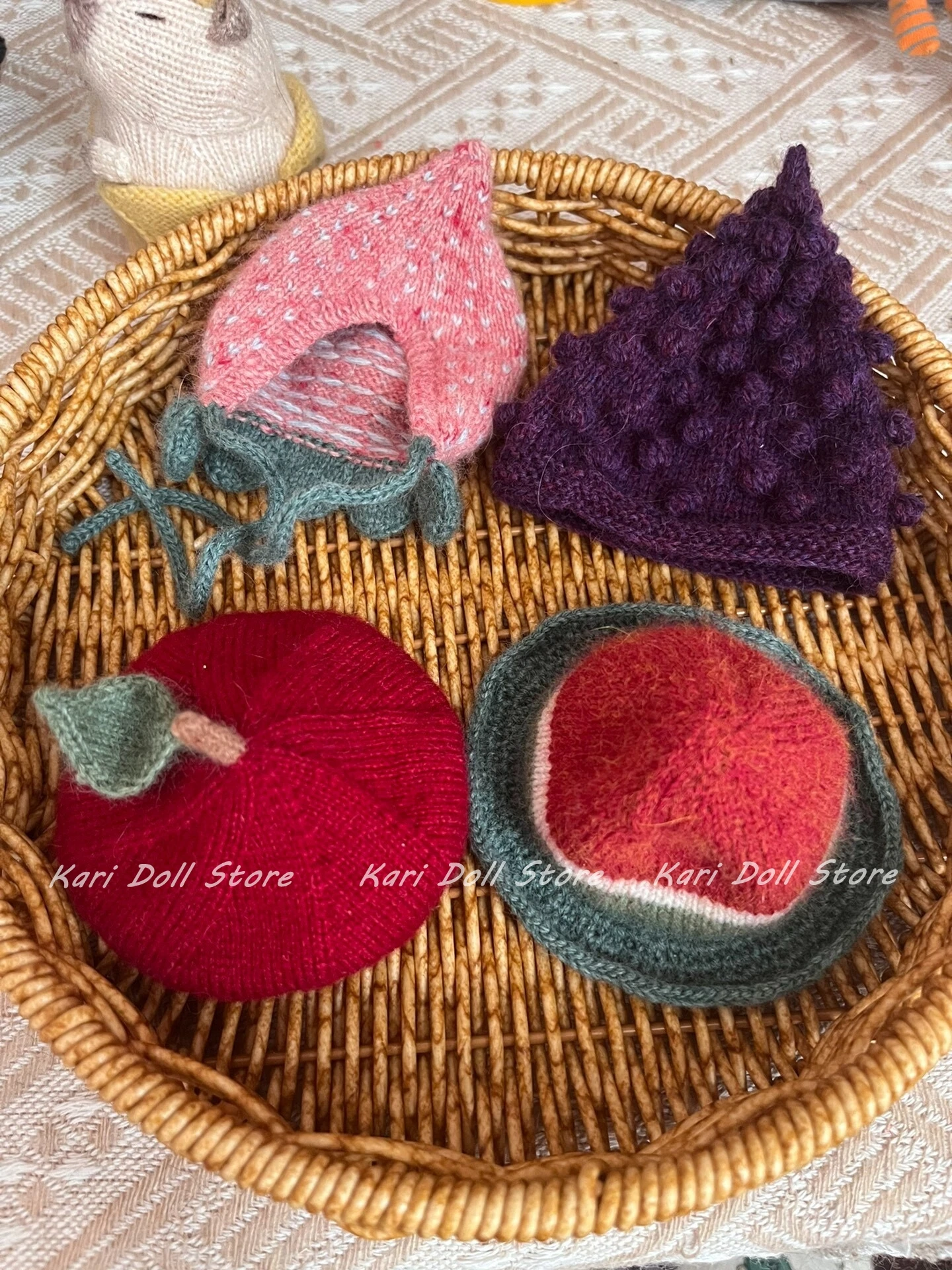 Kari Doll Fruit series hat for Landazz Landoudou Doll 16cm head circumference
Kari Doll Fruit series hat for Landazz Landoudou Doll 16cm head circumference