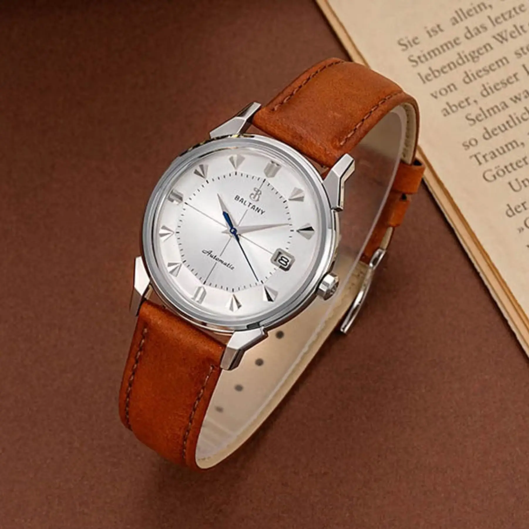 Baltany Men Automatic Watch 36mm Mechanical Wristwatch Sapphire Mirror 50m Waterproof Miyota 9015
Baltany Men Automatic Watch 36mm Mechanical Wristwatch Sapphire Mirror 50m Waterproof Miyota 9015