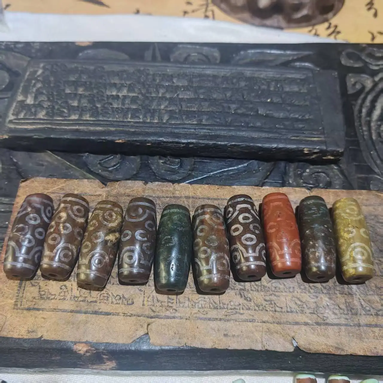 1pcs/lot Xiangxiong cinnabar agate multi-eyed dzi Weathering lines Bold 40mm Accessories Ethnic style Collectible Handmade beads
1pcs/lot Xiangxiong cinnabar agate multi-eyed dzi Weathering lines Bold 40mm Accessories Ethnic style Collectible Handmade beads