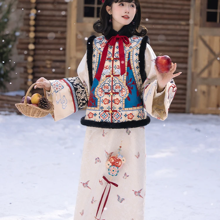 Эксклюзивное ночное предложение: 2 декабря, 20:00, Snowy Tribute, 94000 баллов на обмен, подвесное украшение, женский комплект костюма Ханьфу
Эксклюзивное ночное предложение: 2 декабря, 20:00, Snowy Tribute, 94000 баллов на обмен, подвесное украшение, женский комплект костюма Ханьфу