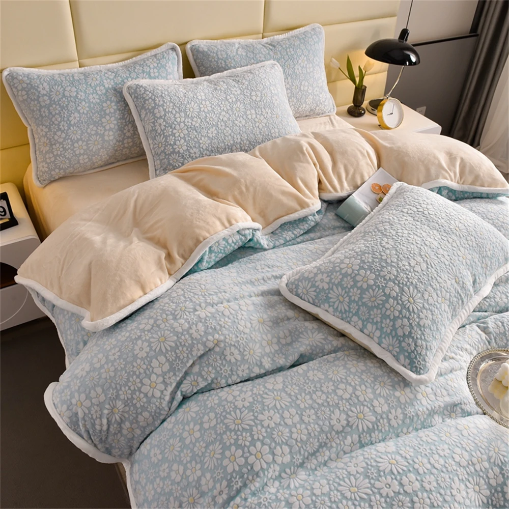 Milk Velvet Bedding Set Winter Warm Thicken Plush Duvet Cover Set Home Textiles Quilt Cover Sheet Pillowcase 4pcs Bed Linens Set
Milk Velvet Bedding Set Winter Warm Thicken Plush Duvet Cover Set Home Textiles Quilt Cover Sheet Pillowcase 4pcs Bed Linens Set