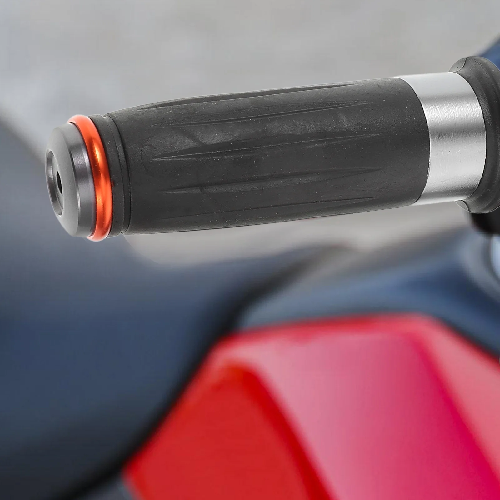 1Set Electric Scooter Throttle Handlebar Grip Ergonomic Outdoor Bike Throttle Control Adjustable Bike Handle Grips 
1Set Electric Scooter Throttle Handlebar Grip Ergonomic Outdoor Bike Throttle Control Adjustable Bike Handle Grips