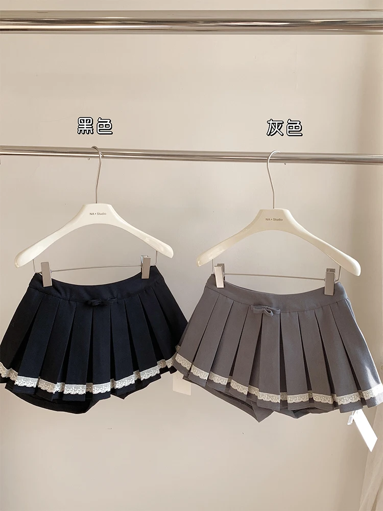 Women's Black Gothic Pleated Skirt Harajuku Y2k Mini Skirt Vintage A-line Short Skirts 90s Aesthetic 2000s Trashy Clothes 2024
Women's Black Gothic Pleated Skirt Harajuku Y2k Mini Skirt Vintage A-line Short Skirts 90s Aesthetic 2000s Trashy Clothes 2024