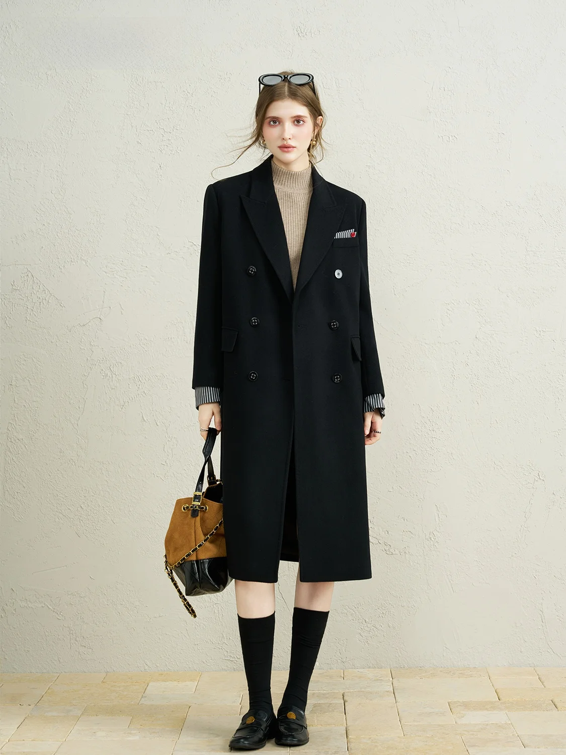 Двустороннее шерстяное пальто Bla для женщин, корейская версия, прямой крой, с длинными рукавами и пуговицами, для офиса
Двустороннее шерстяное пальто Bla для женщин, корейская версия, прямой крой, с длинными рукавами и пуговицами, для офиса