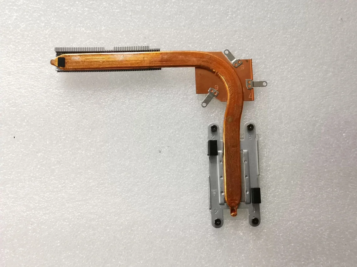 New For Dell Inspiron 3780 3793 Cooling Cooler Heatsink 0V1DCR V1DCR
New For Dell Inspiron 3780 3793 Cooling Cooler Heatsink 0V1DCR V1DCR