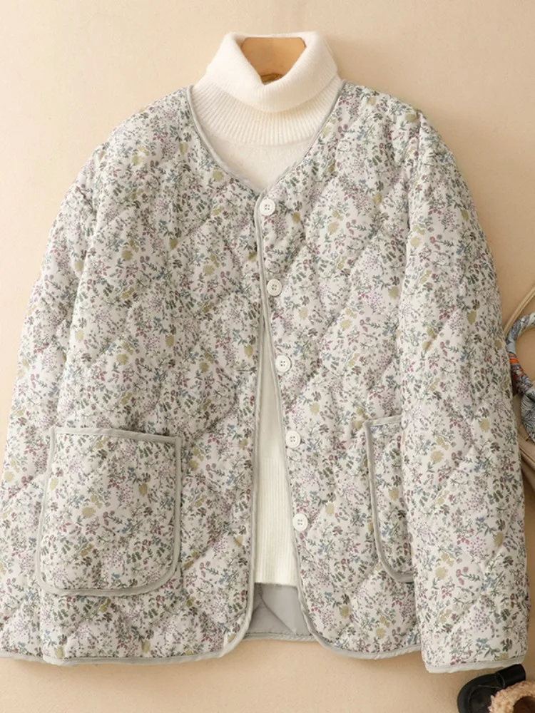 East Gate Large Size Cotton Jacket Women's Winter Lightweight Fashion Thickened Floral Interlining Warm Cotton Coat Outerwear
East Gate Large Size Cotton Jacket Women's Winter Lightweight Fashion Thickened Floral Interlining Warm Cotton Coat Outerwear